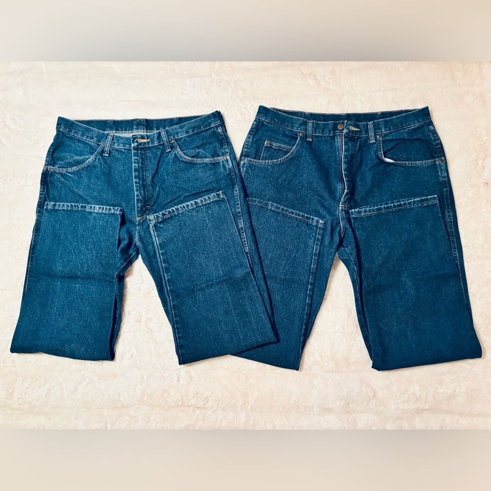 REDUCED PRICE Two (2) pair of men’s blue jeans Wrangler & 
Rustler 36x32 $10.